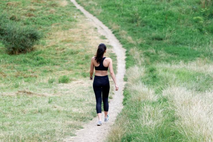 Camminata nella natura sport