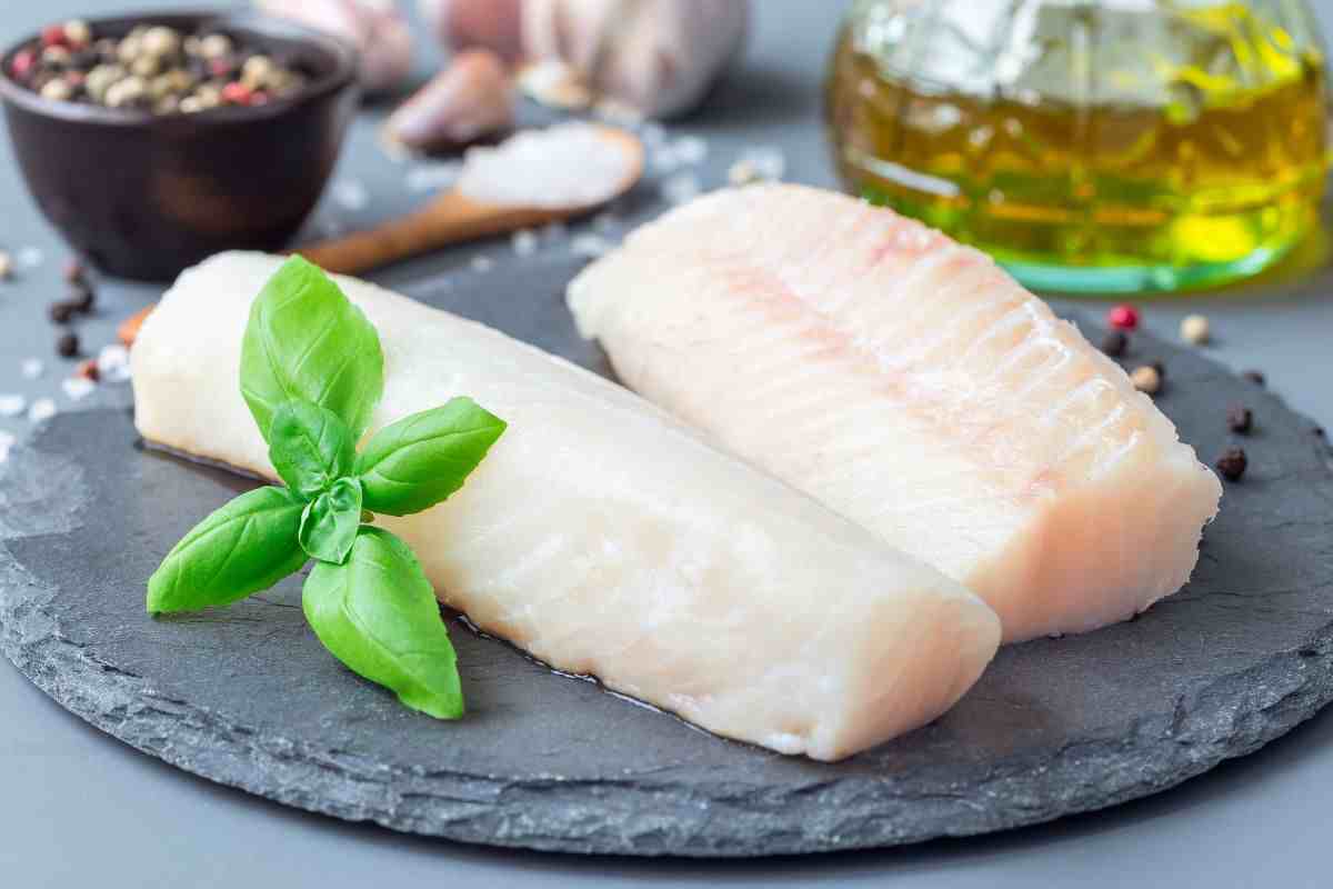 Nella scelta del pesce surgelato è importante preferire quello senza condimenti e additivi